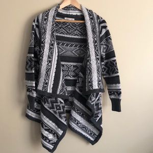 Old Navy tribal/aztec print sweater